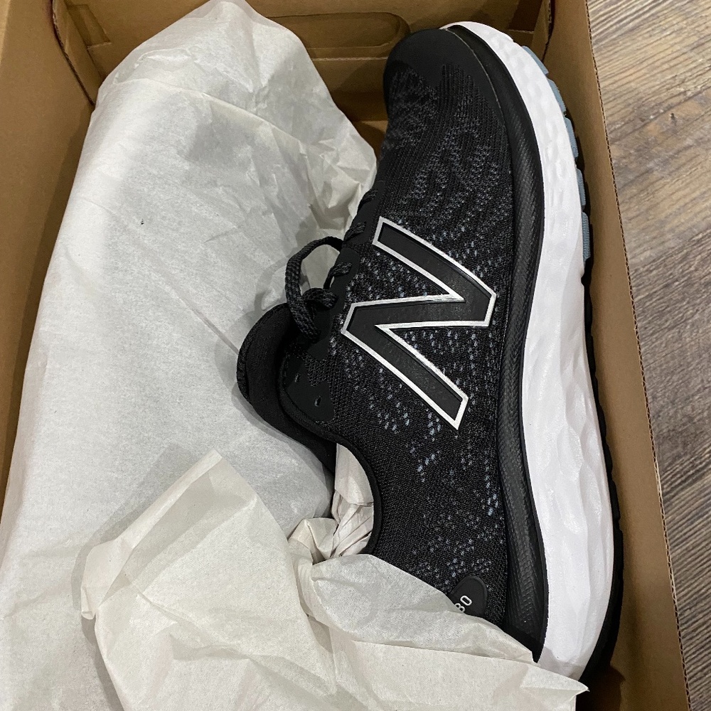 New Balance Fresh Foam 680v7 Black Star Glow 11.5 M680lb7 Mens Running Shoes NEW